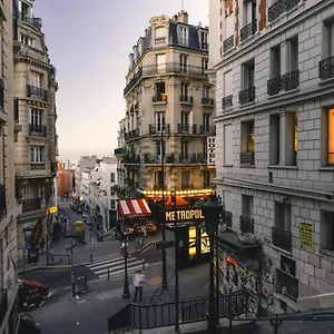 La Madeleine Private Studio Apartment Paris