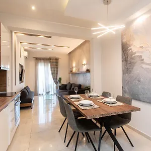https://apt-tsimiskis-pearl.hotelschalkidiki.net