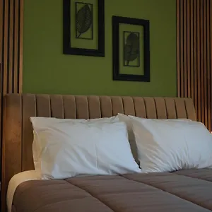https://homesweethome-apartments.hotelschalkidiki.net