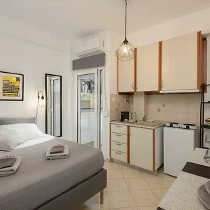 https://apt-central-studio-fiber-wifi-ac-private-self-check-in.hotelschalkidiki.net